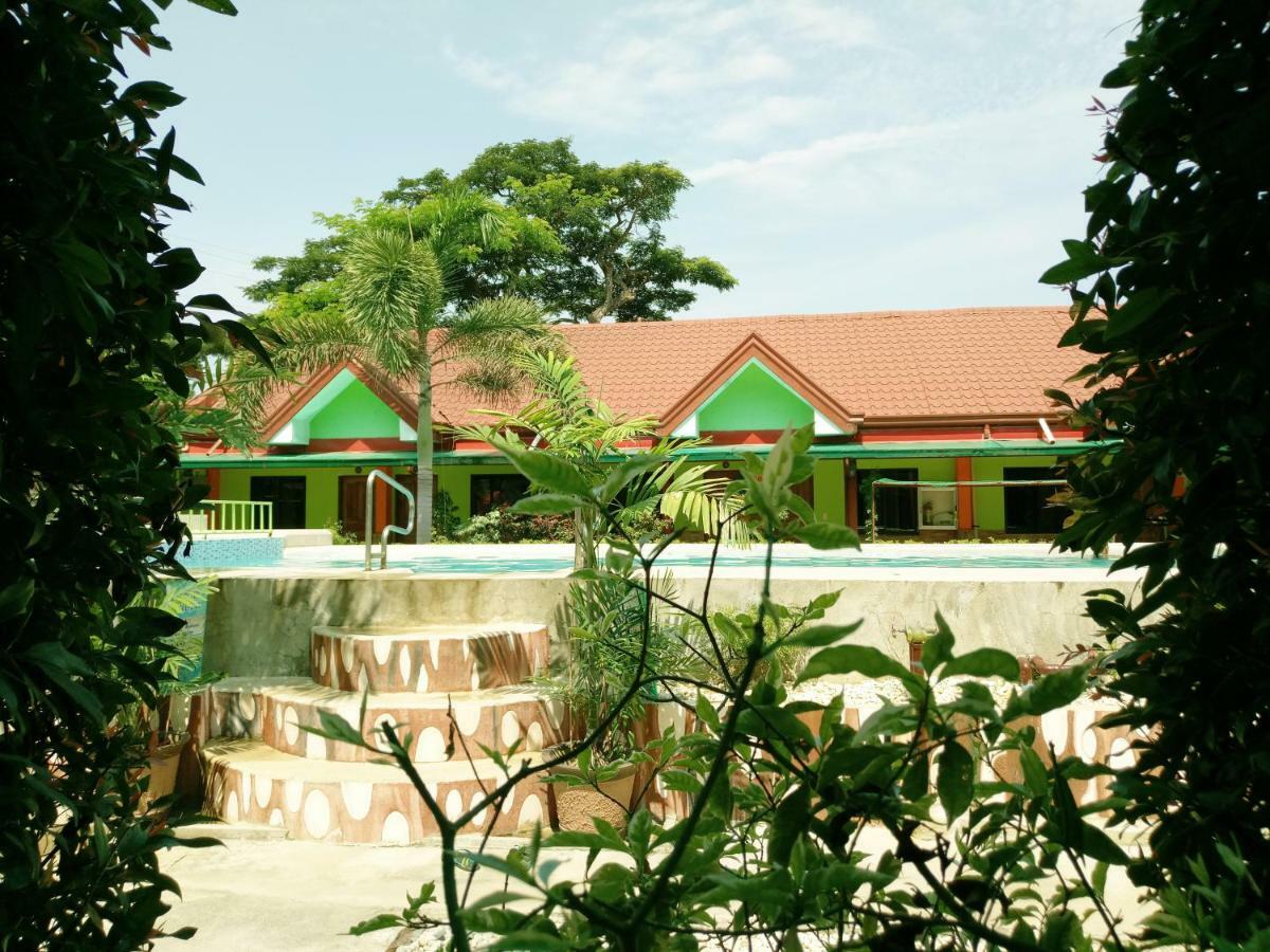 Green Park Tourist Inn Puerto Princesa Exterior photo