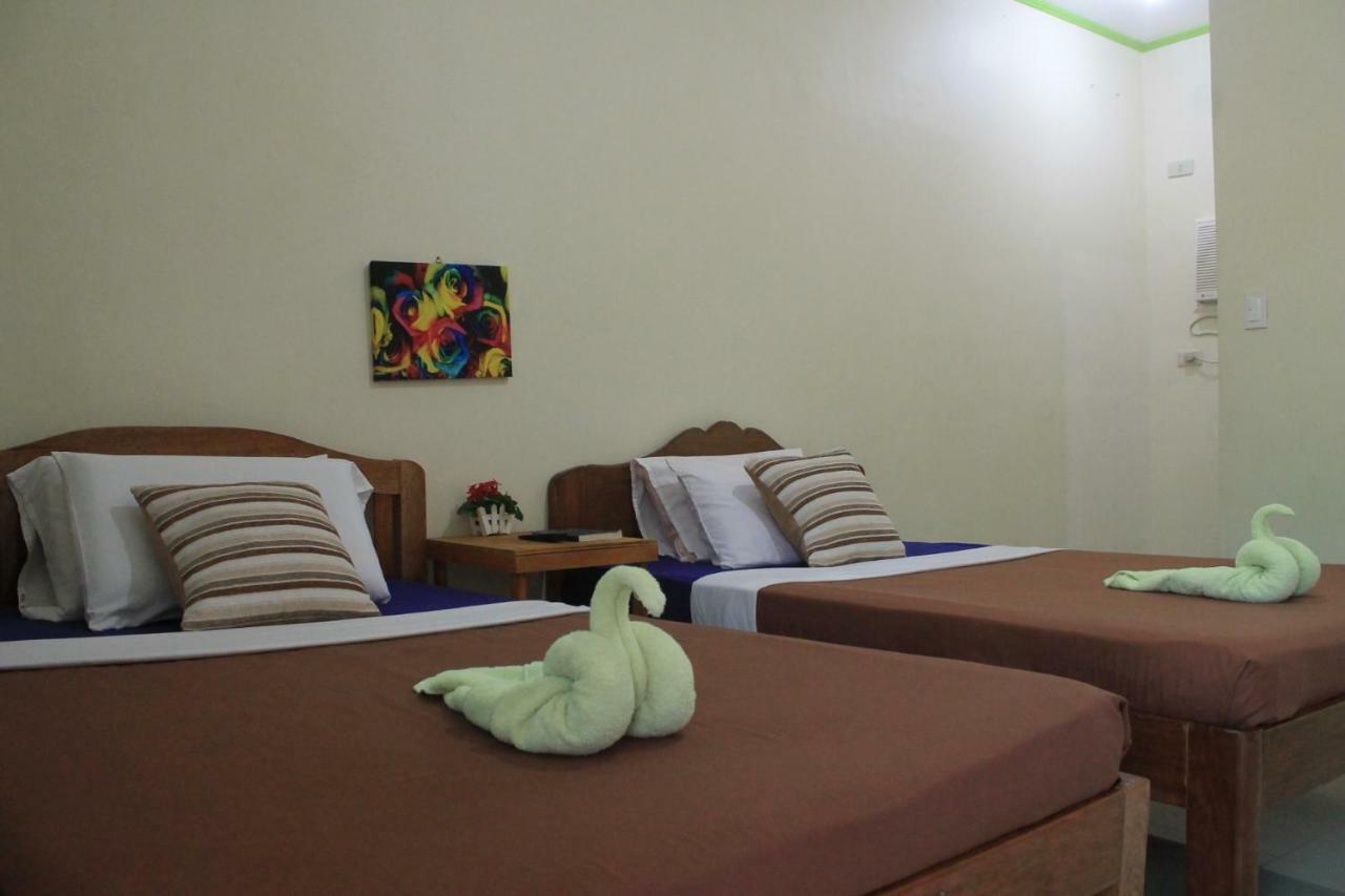 Green Park Tourist Inn Puerto Princesa Exterior photo